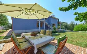 Villa Giardina Apartments