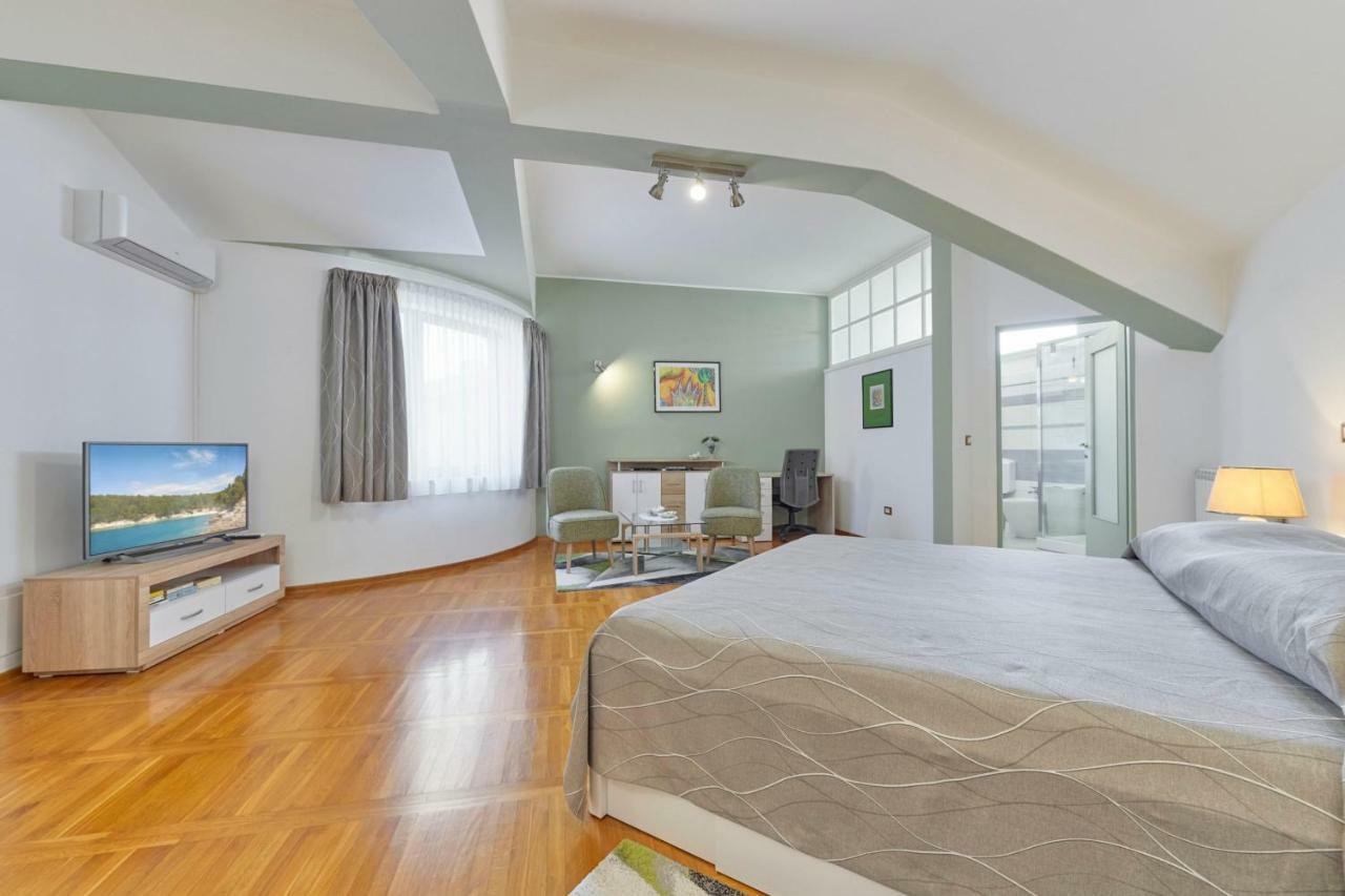 Villa Giardina Apartments Vinkuran Exteriér fotografie