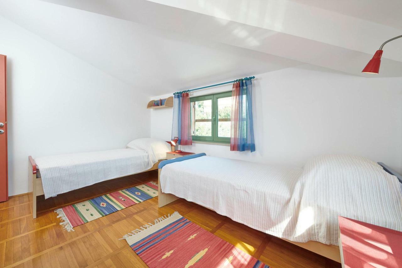 Villa Giardina Apartments Vinkuran Exteriér fotografie